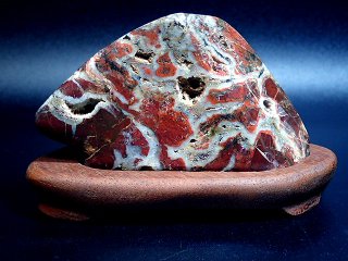 鑑賞石 自然石 天然石 紋石 鉱物 （台座付） 蛇紋石3．0kg 鑑賞石 天然石販売 名取貴石 天然石原石鉱物