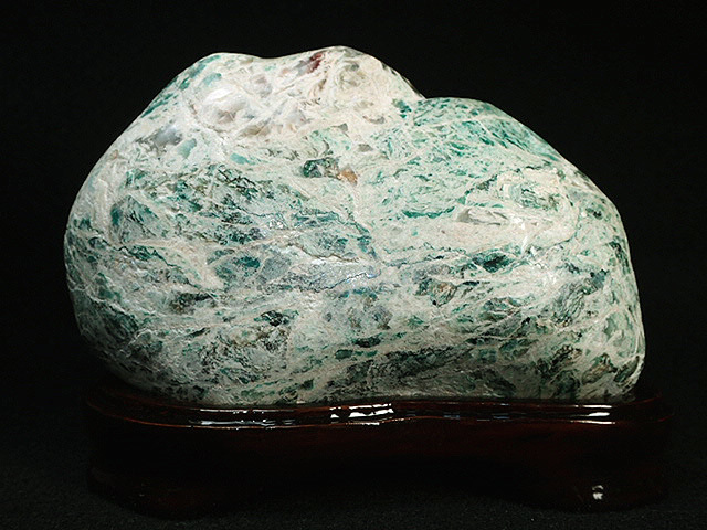 天然石：長野県産／緑の綺麗な石－鑑賞石No,03 - 鑑賞石のお店 悠